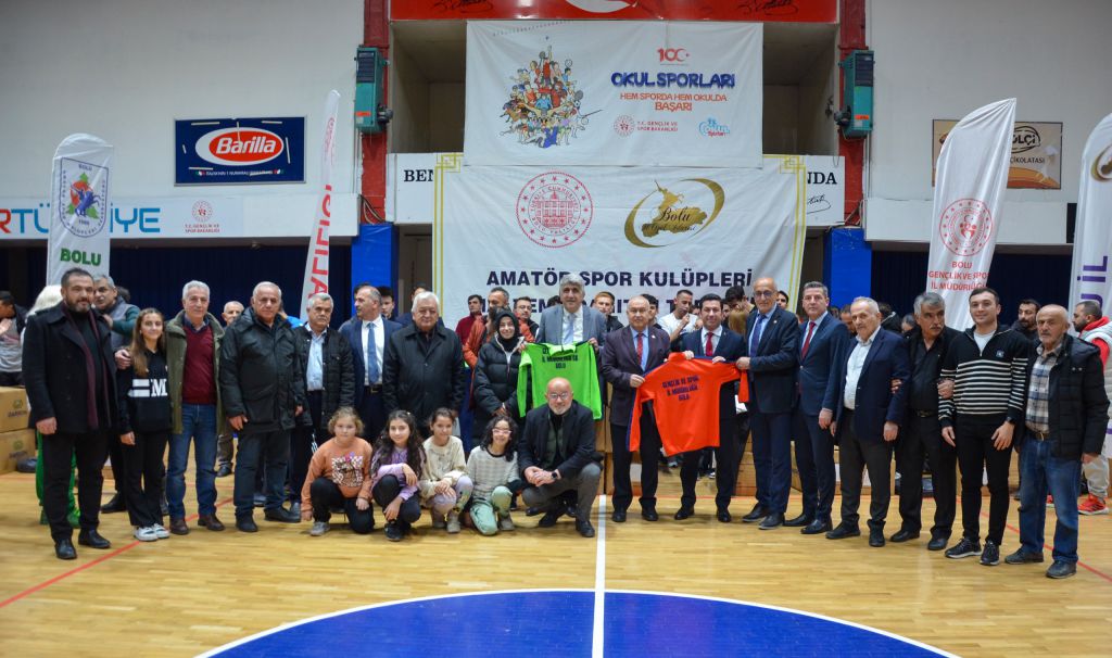 AMATÖR SPOR KULÜPLERİNE MALZEME DESTEĞİ