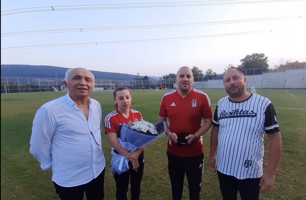 Bolu Beşiktaşlılar Derneği'nden Kadın Futbol Takımına Ziyaret