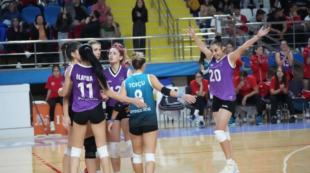 Bolu Voleybol Afyon’a Takıldı