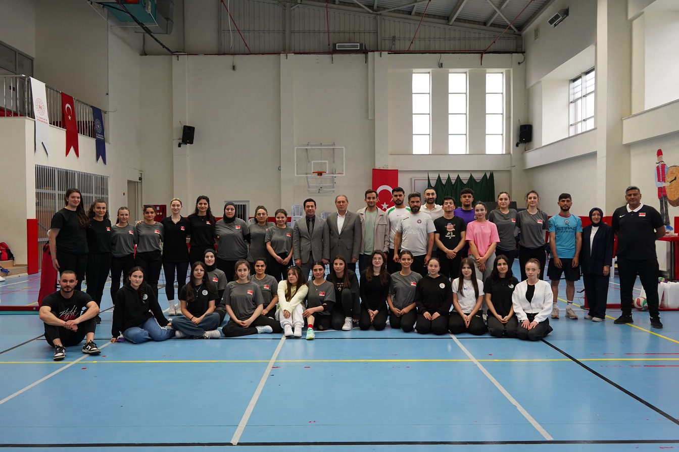 Özel Sporculardan Özel Maç