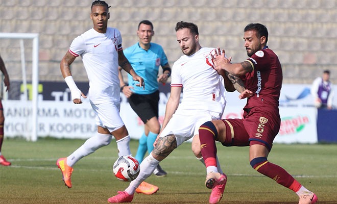 Deplasmanda Yenilmezlik Serisi Bitti