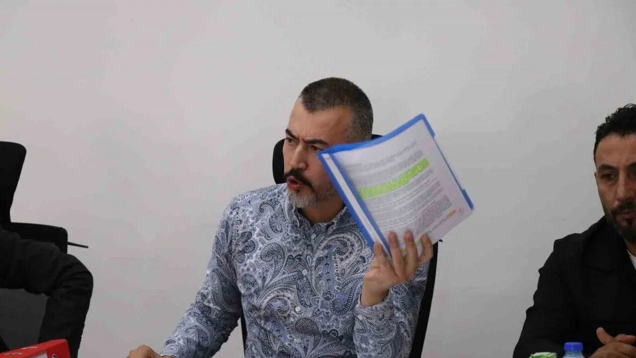 Kongre kararı almak için neyi bekliyorlar.