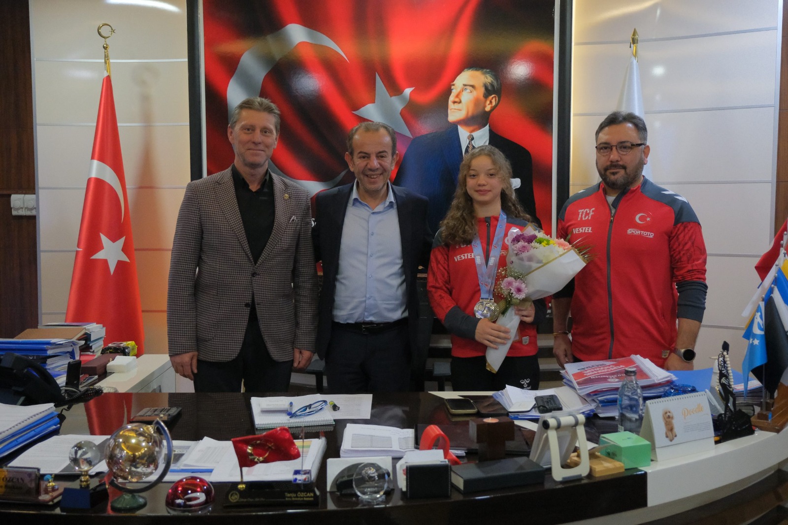 Özcan Şampiyonu Ağırladı