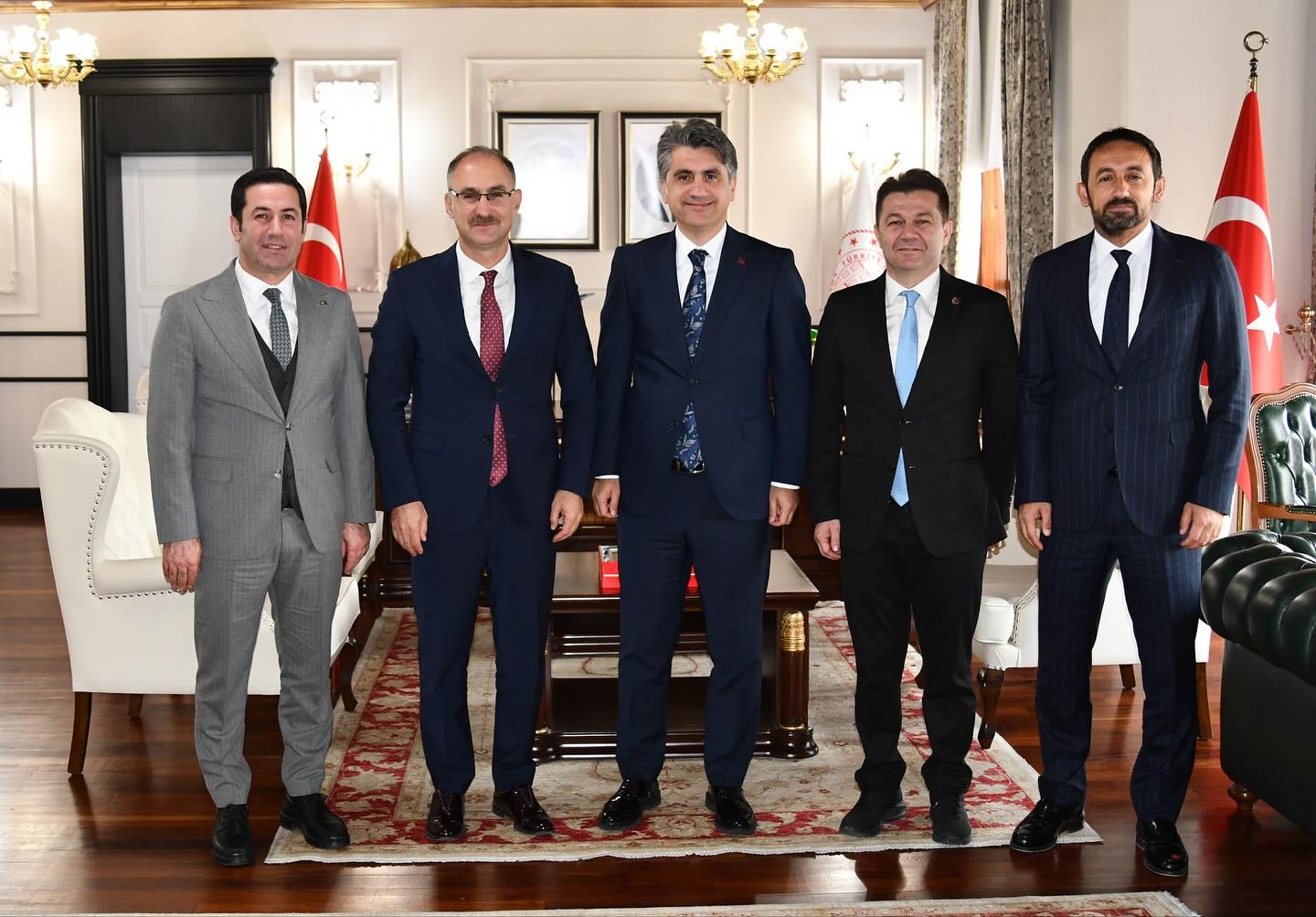 VALİLİĞİ ZİYARET ETTİLER